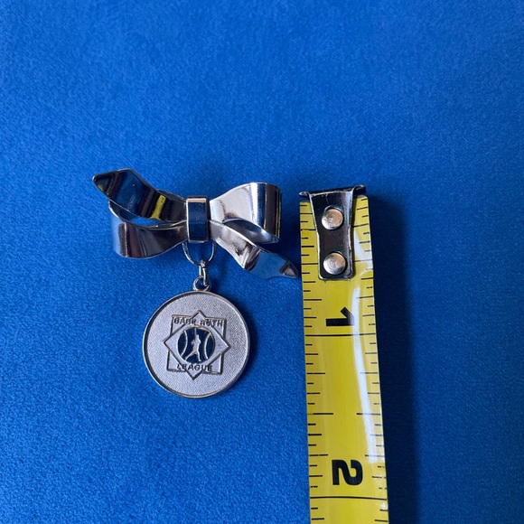 Sterling Silver pin from 1964 Babe Ruth Little League World Series - Picture 3 of 3